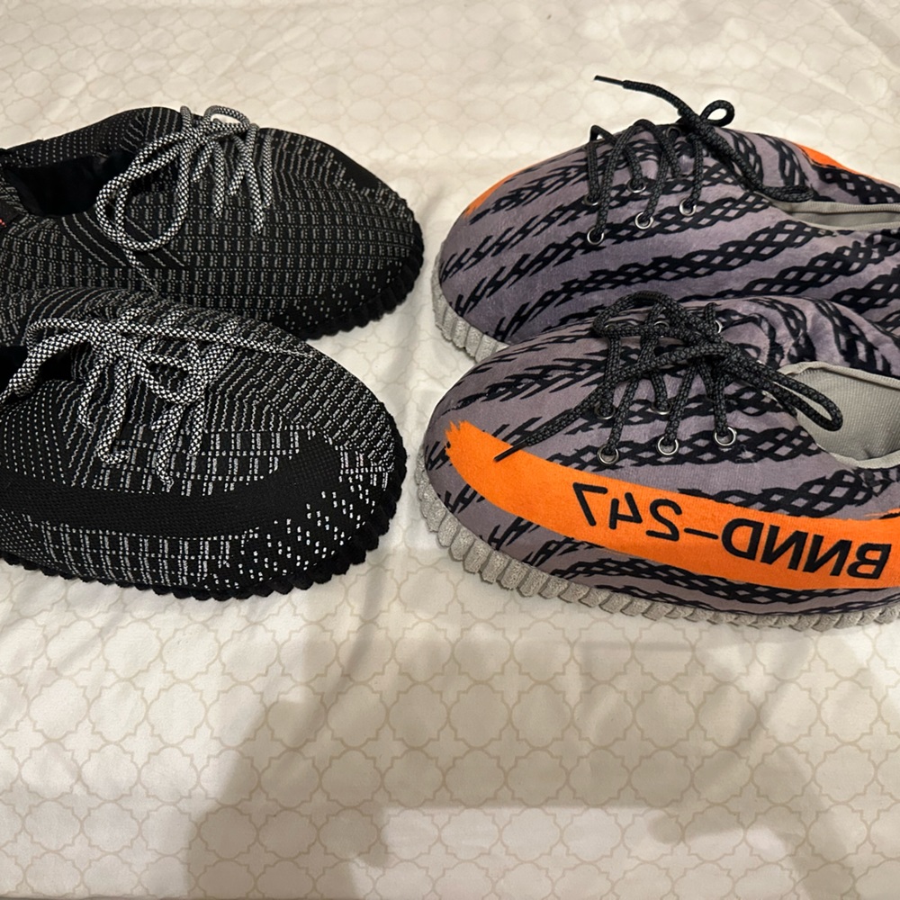 Yeezys slippers